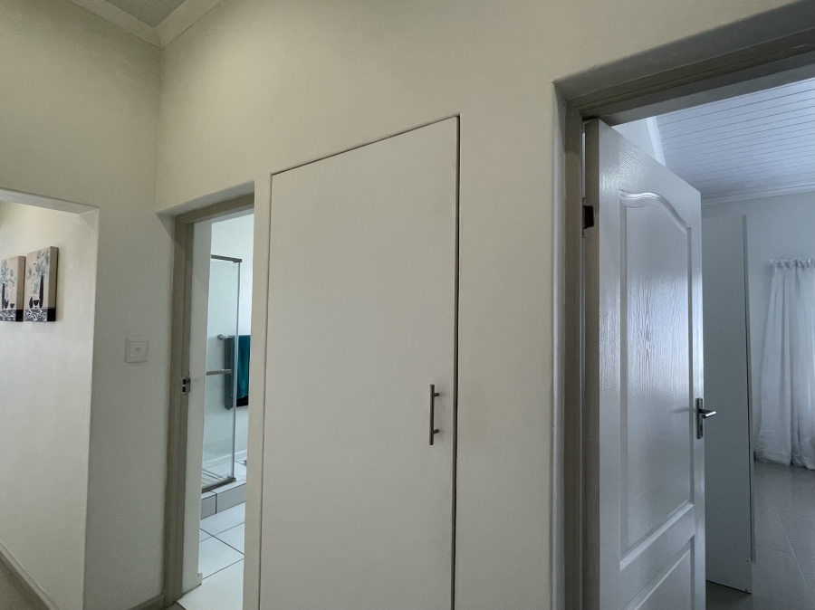 3 Bedroom Property for Sale in Blue Lagoon Western Cape